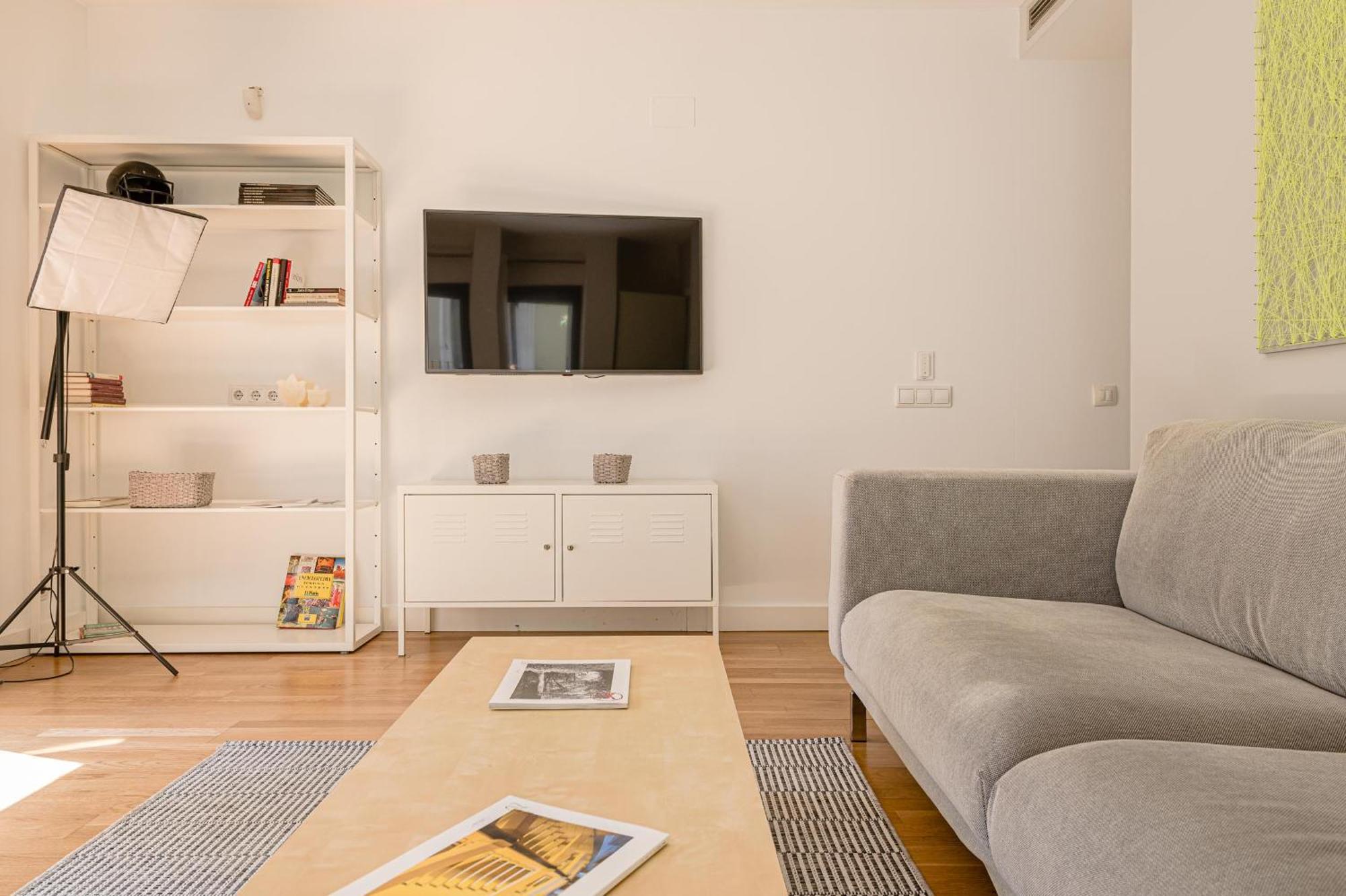 Chueca - Pedro Zerolo By Sharingco Apartment มาดริด ภายนอก รูปภาพ
